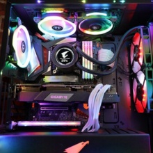技嘉 AORUS LIQUID COOLER 360 散热器 水冷 多平台RGB