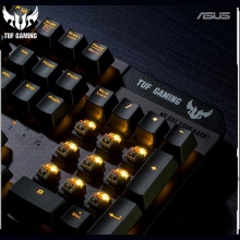 华硕（ASUS）飞行堡垒 K7红轴游戏键盘